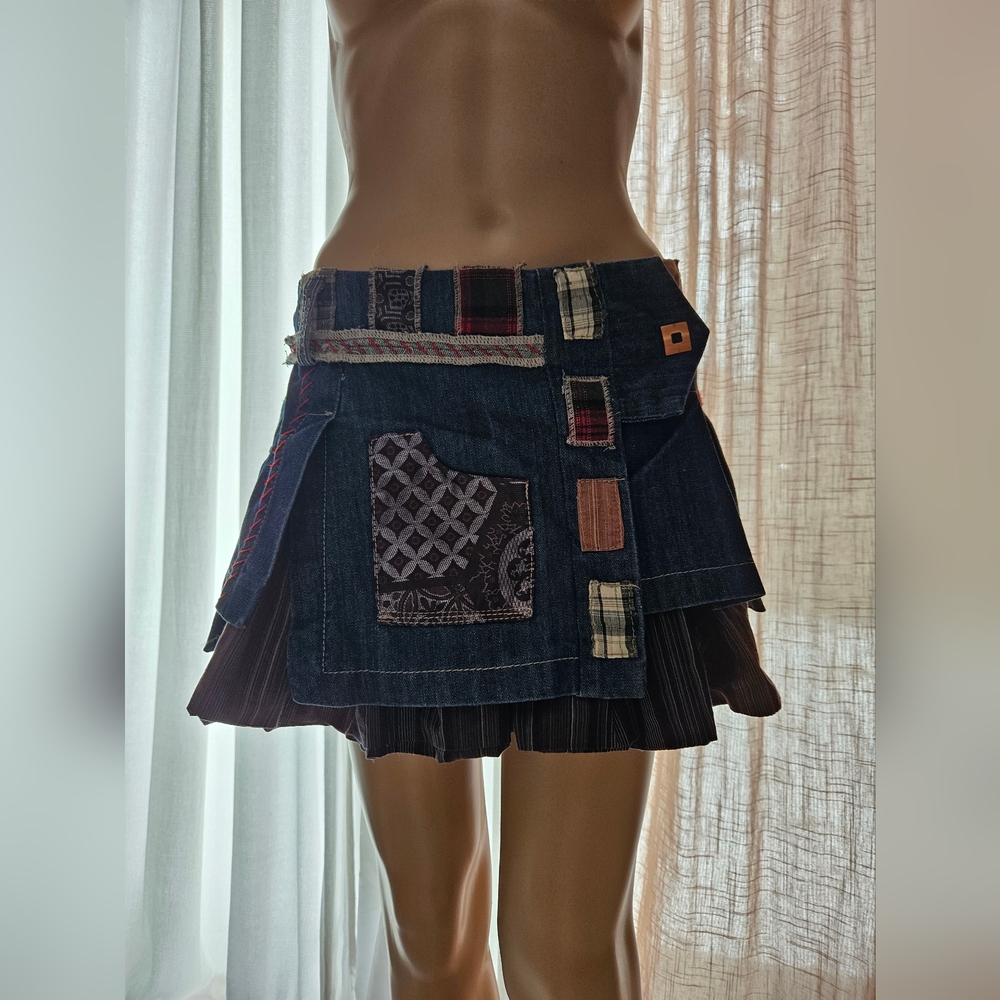 🧵Vintage🪡Multi-Material Layered Handcrafted Patchwork Denim Mini Skirt